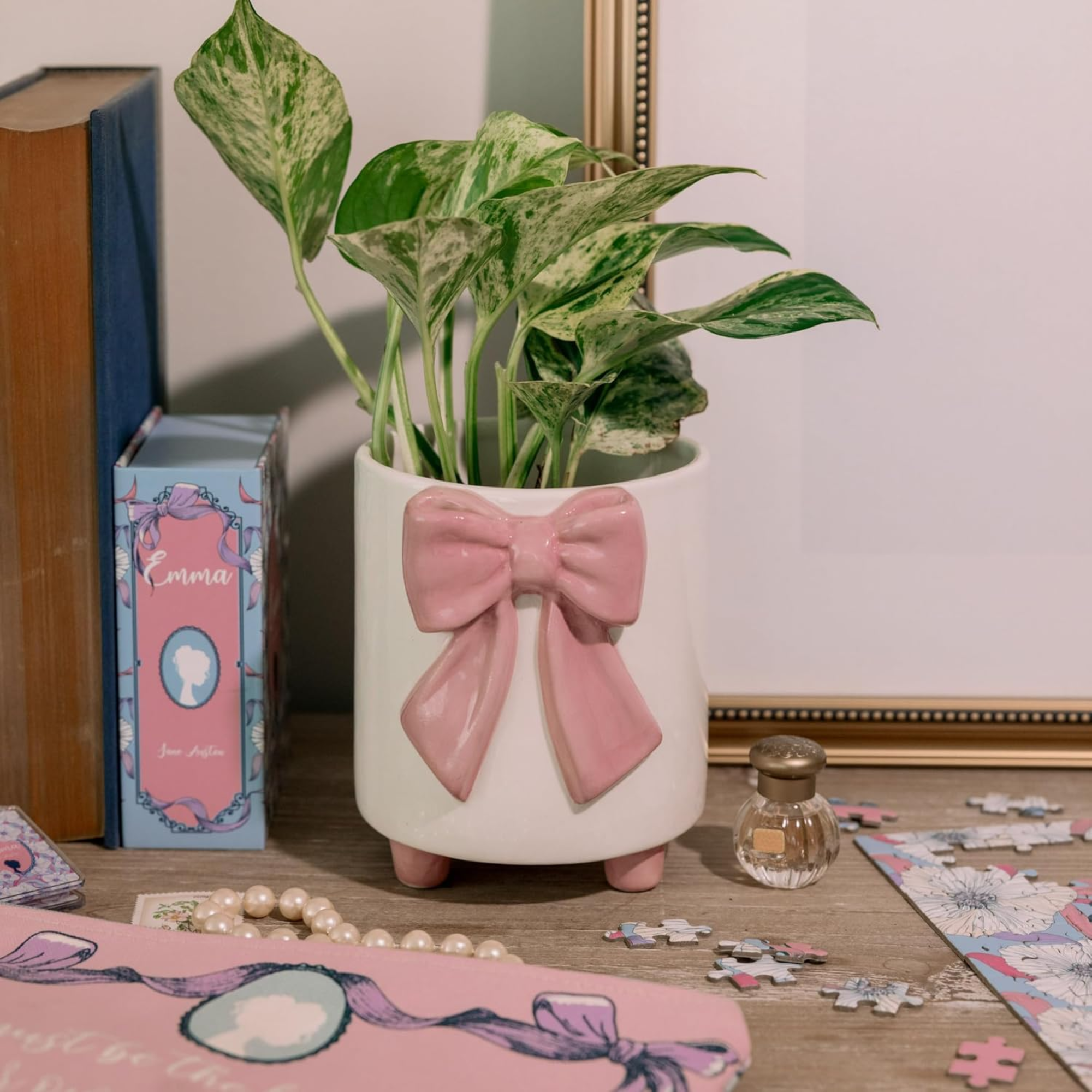Footed Planter, Pink Bow