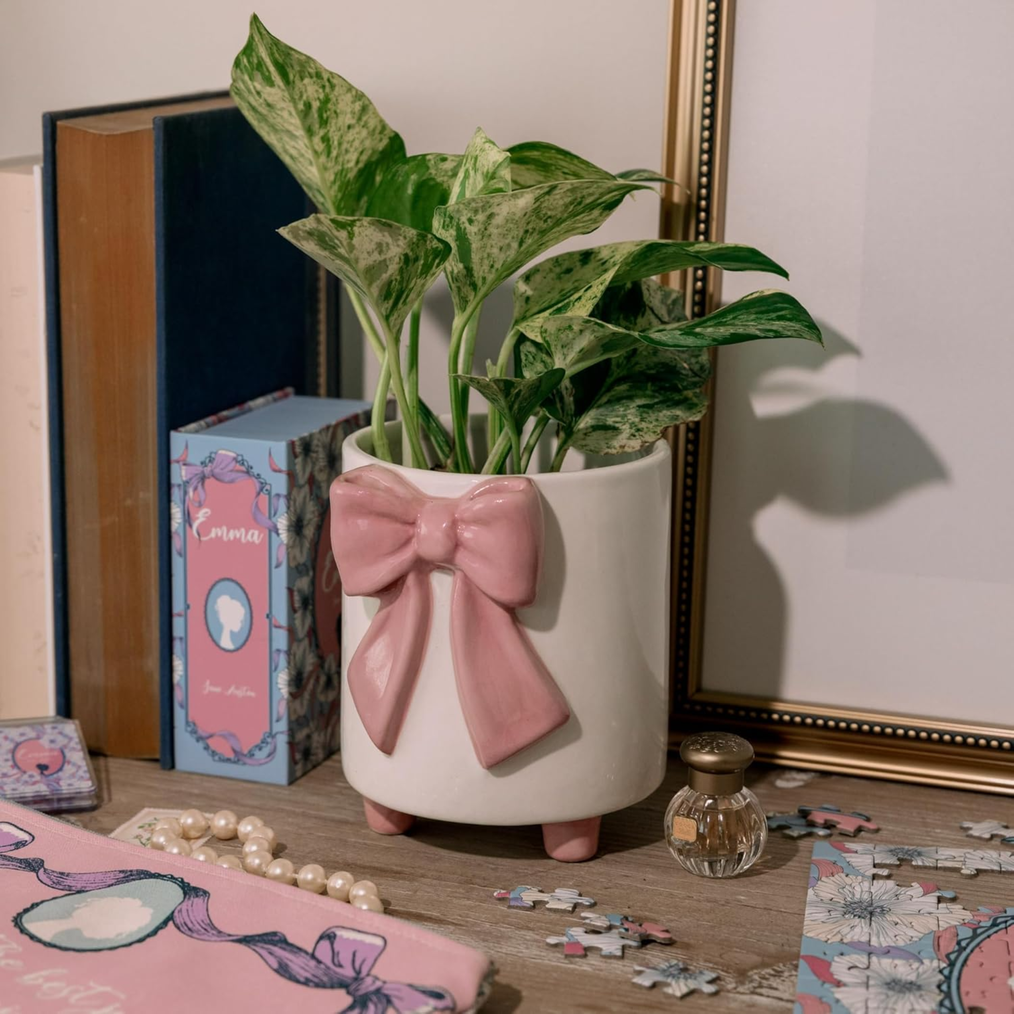 Footed Planter, Pink Bow