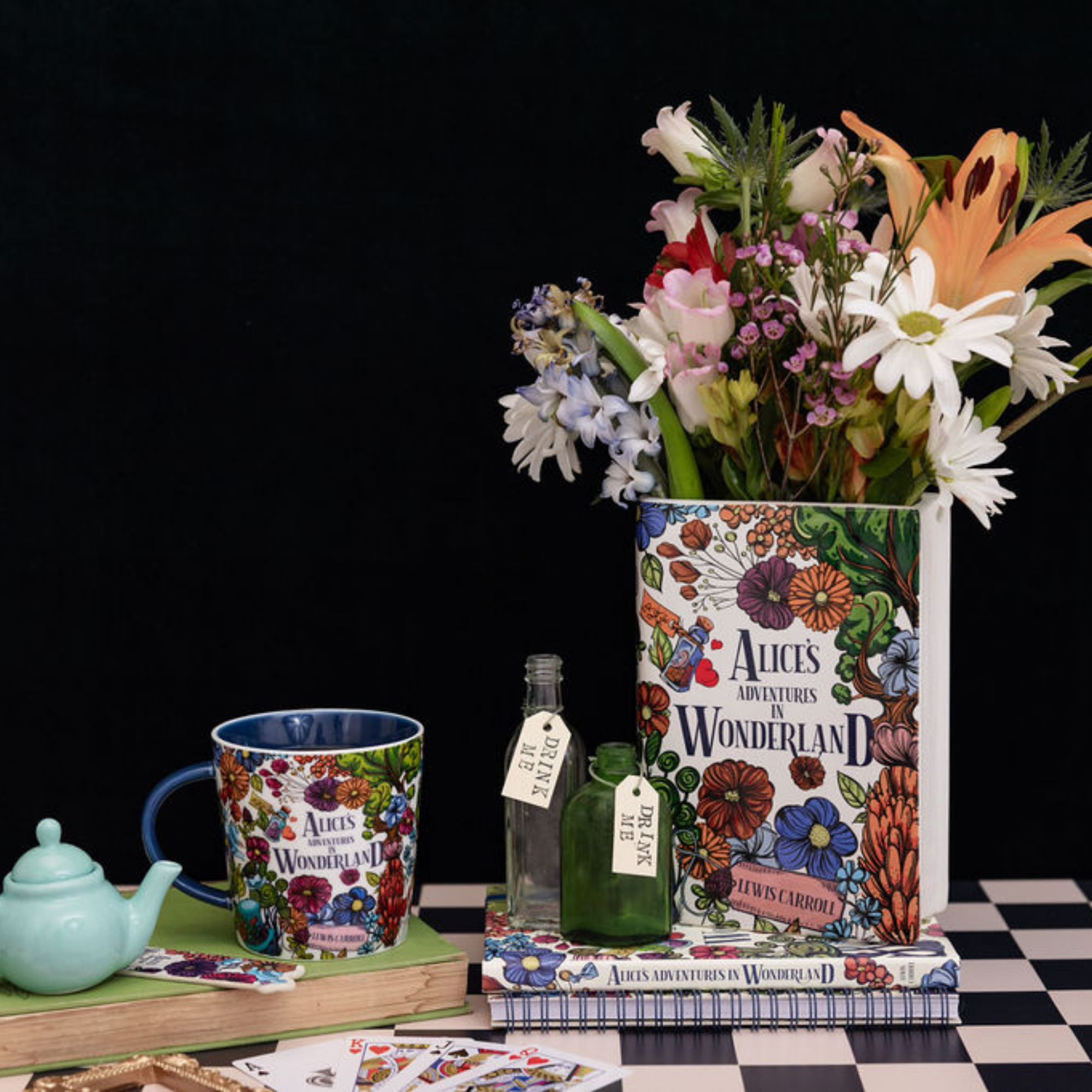 Ceramic Mug, Alice's Adventures in Wonderland (Floral Nonsense)