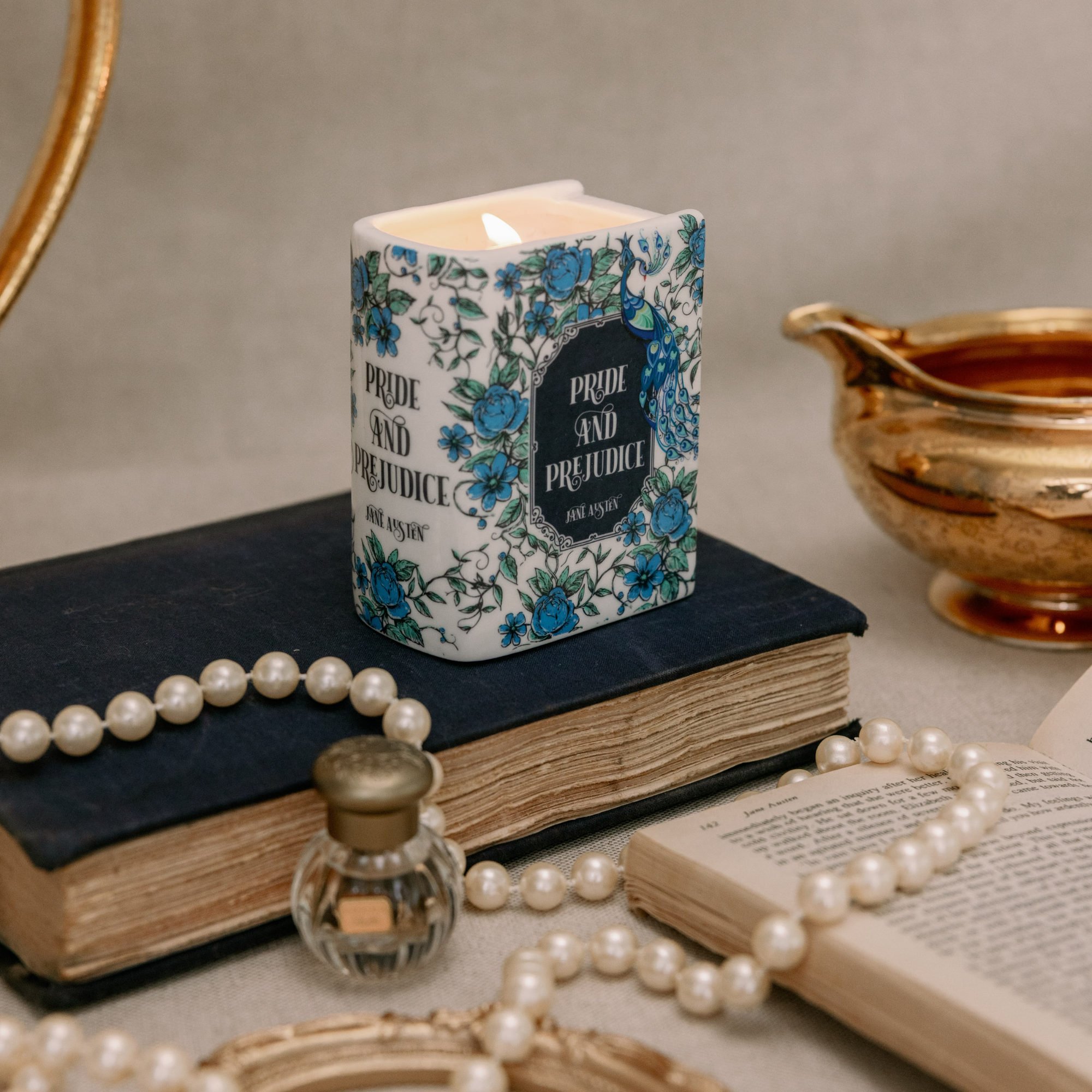 Book Shaped Candle, Pride and Prejudice (Bergamot and Moss)