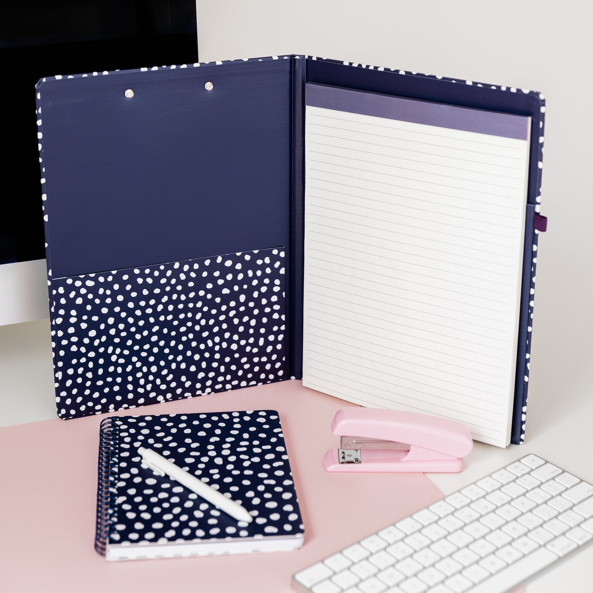 Clipboard Folio, Navy Dots