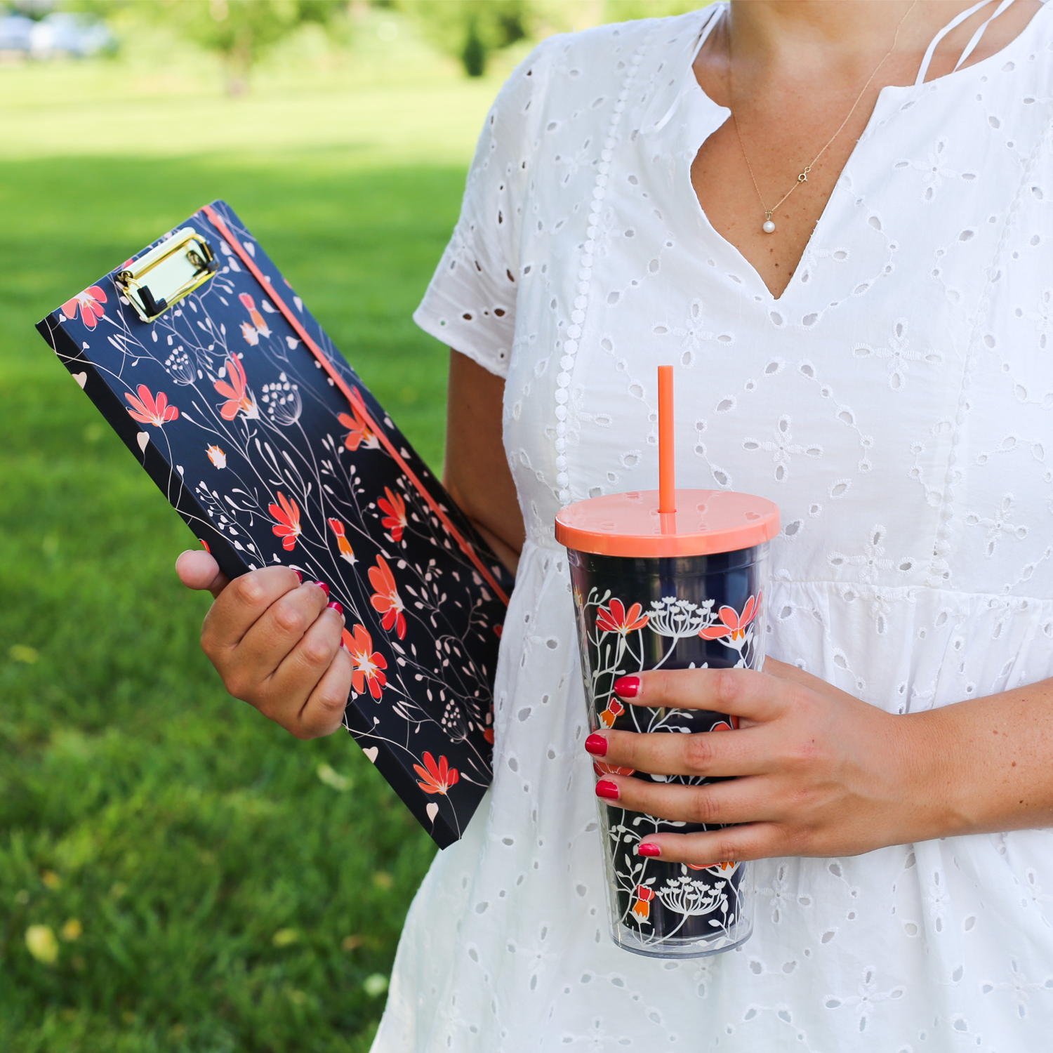 Clipboard Folio, Floral Vines