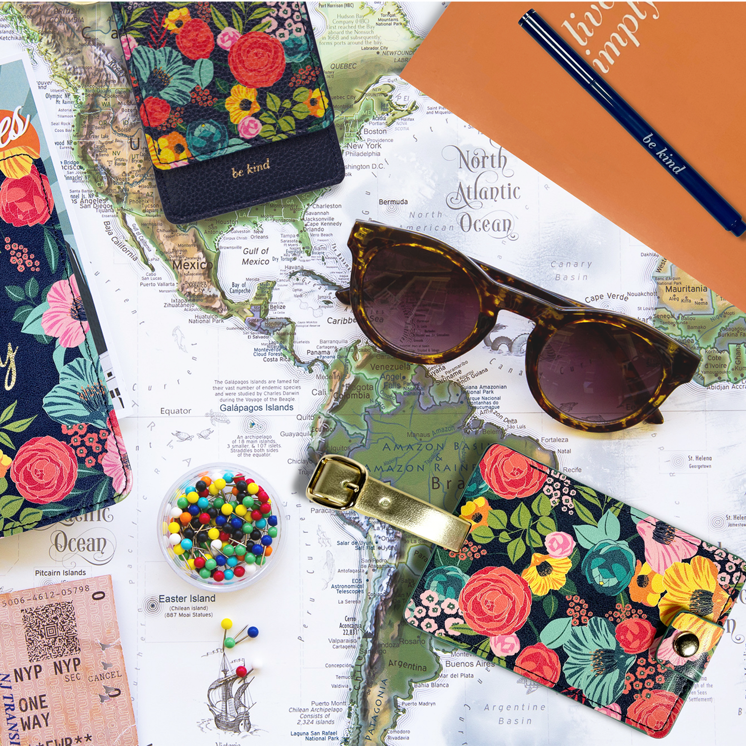 Luggage Tag, Garden Blooms Navy