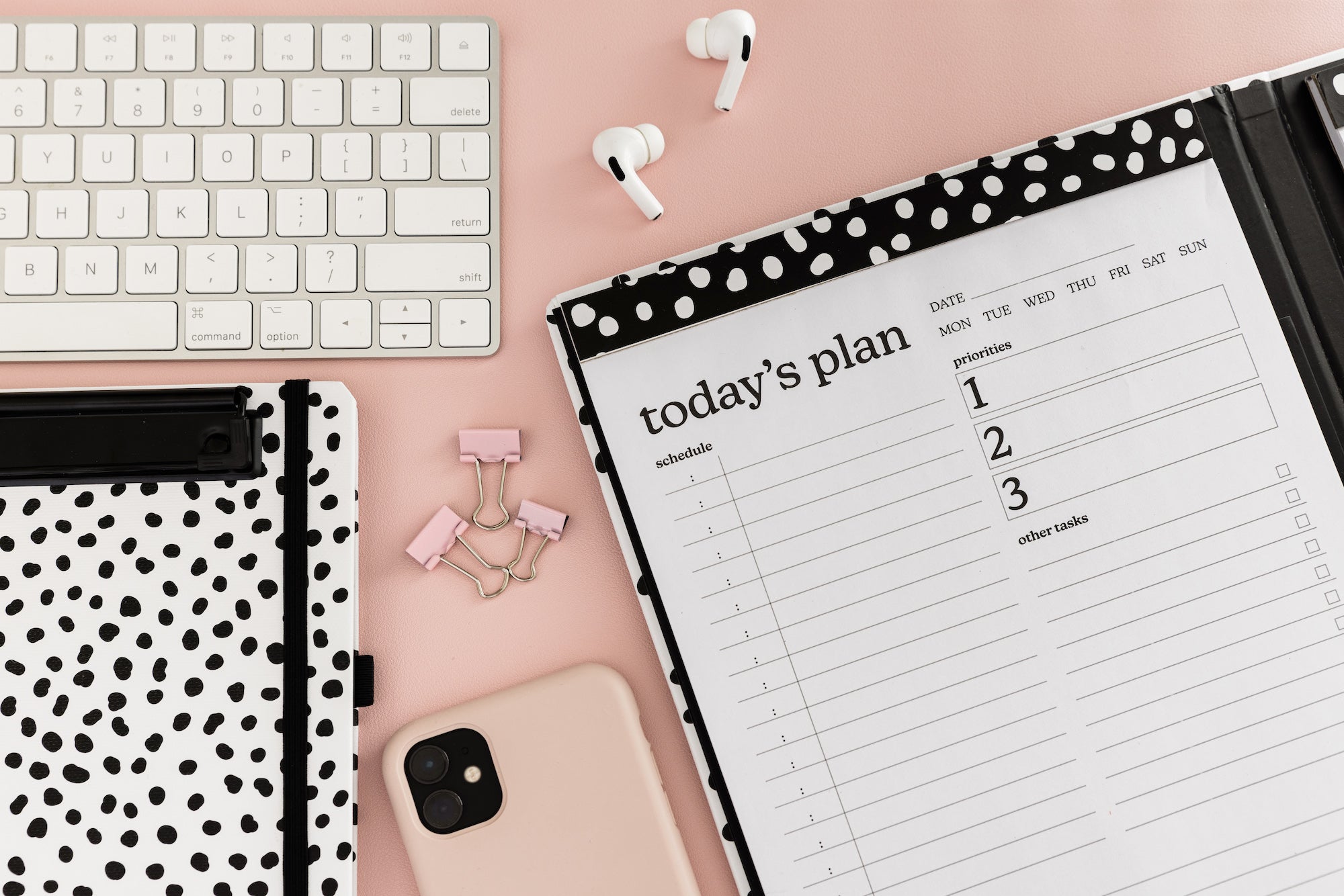 Double Notepad Clipboard Folio, Black Dots